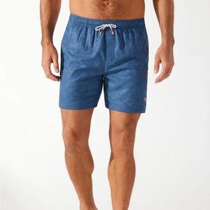 Tommy Bahama Naples Layered Leaves